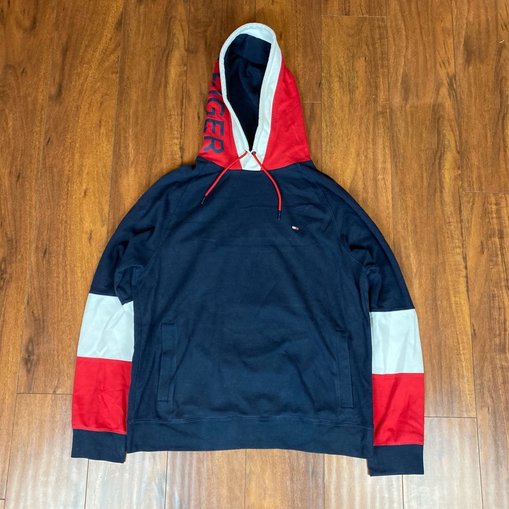 Vintage Tommy Hilfiger Essential Pullover Hoodie